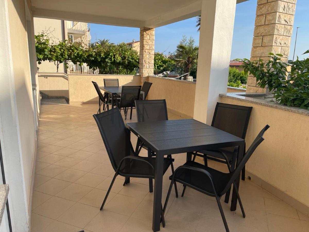 Apartments Demarin Medulin Exterior photo