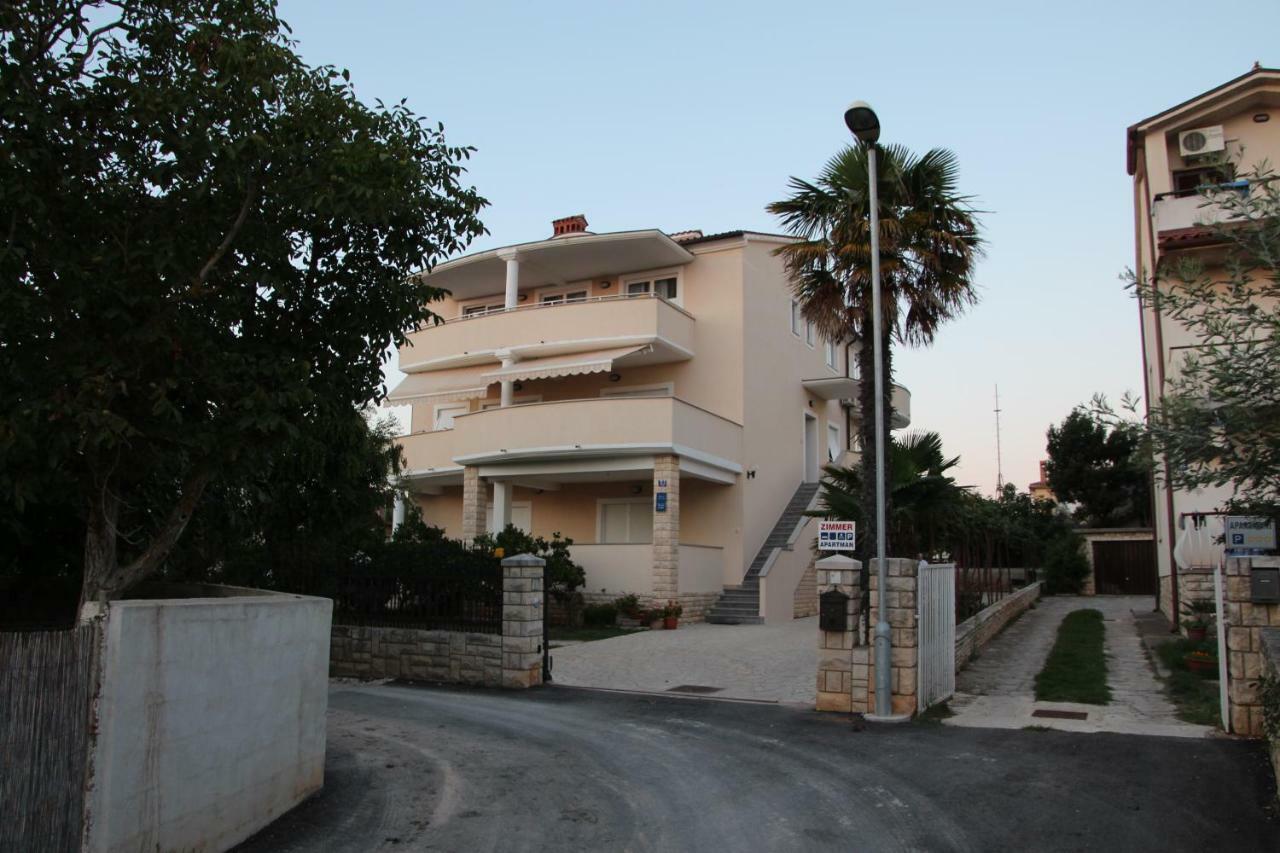 Apartments Demarin Medulin Exterior photo