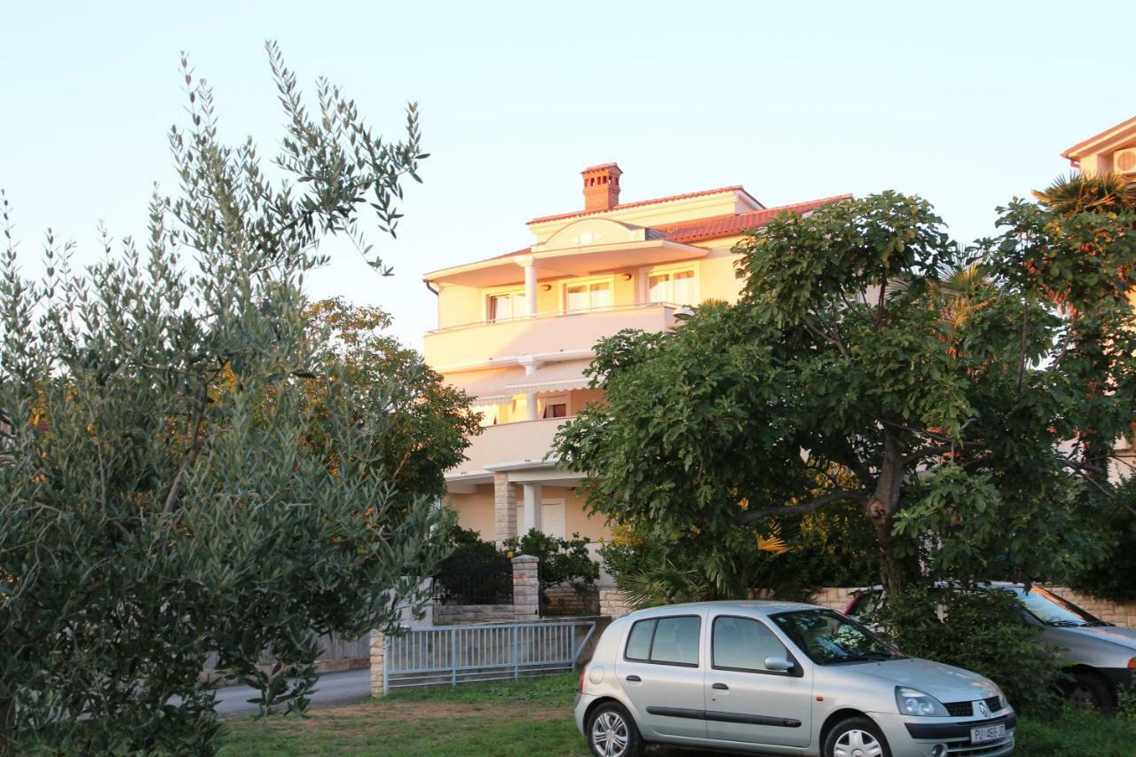 Apartments Demarin Medulin Exterior photo